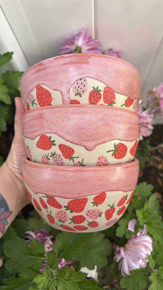 Strawberry Bowl Preorder