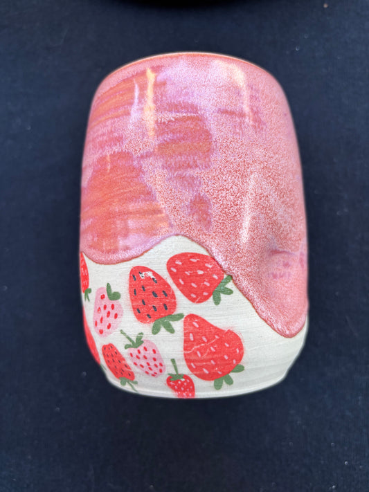 Strawberry Thumb Cup